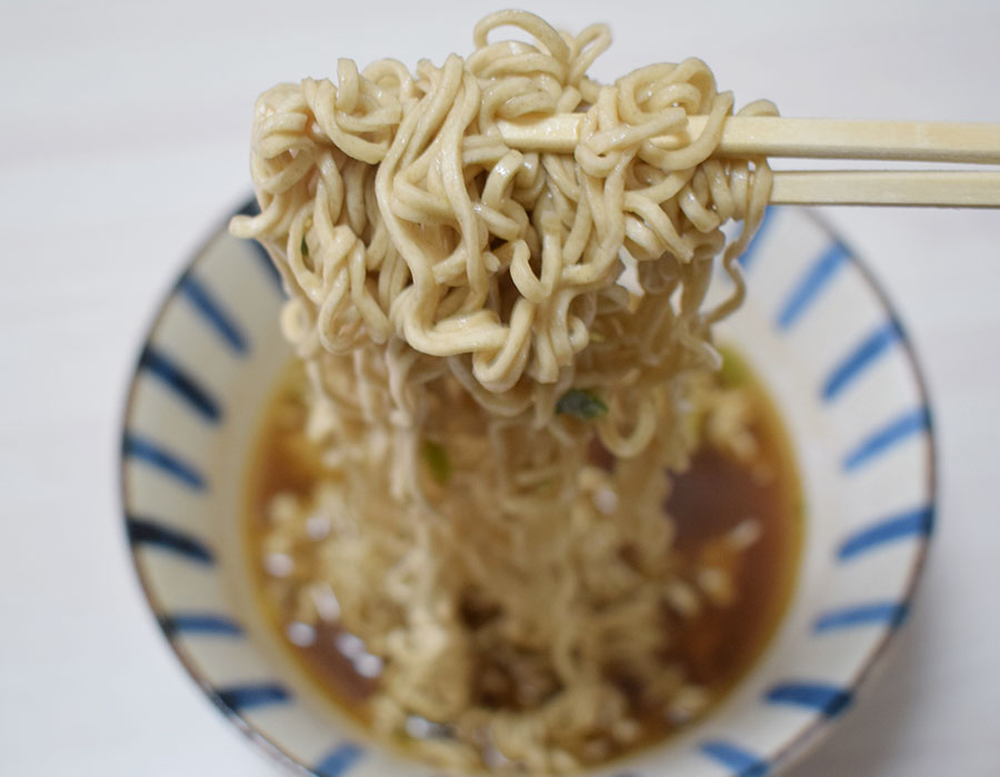 創健社[お湯かけ麺 鳥南ばん味そば]